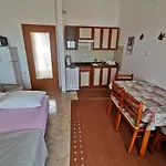 Clara Kvarner Apartman Novi Vinodolski
