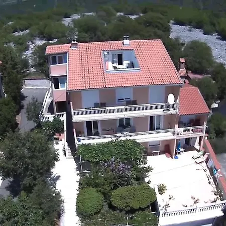 Clara Kvarner Apartmán *