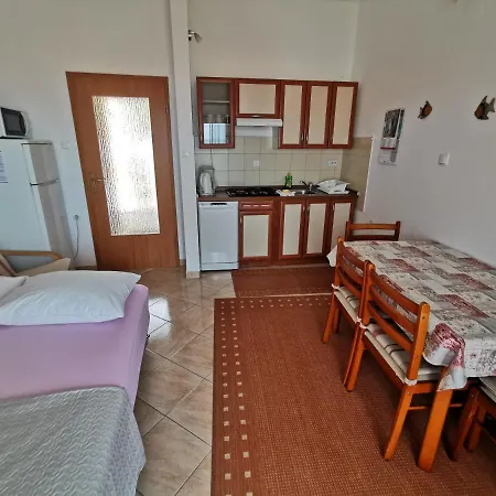 Clara Kvarner Apartmán Novi Vinodolski
