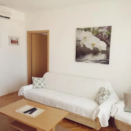 Clara Kvarner Apartment *